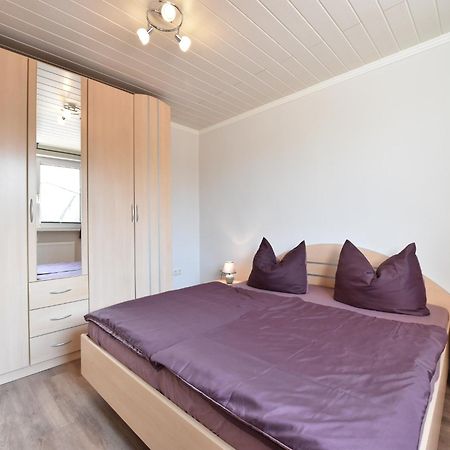 Apartment With Terrace In Warnkenhagen Eksteriør billede