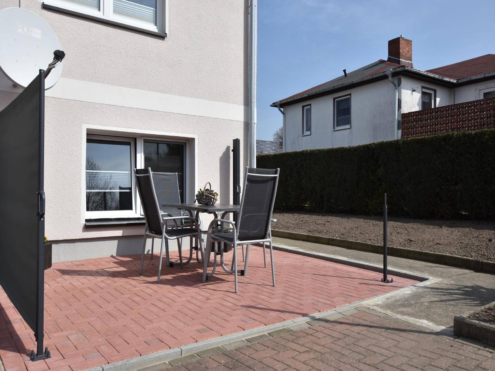 Apartment With Terrace In Warnkenhagen Eksteriør billede